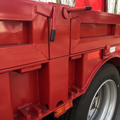 ABS antiblokkerend remsysteem uitgerust met CIMC HUAJUN 3-assige laagbed semi-trailer met hydraulische oprit HJGMCK20069