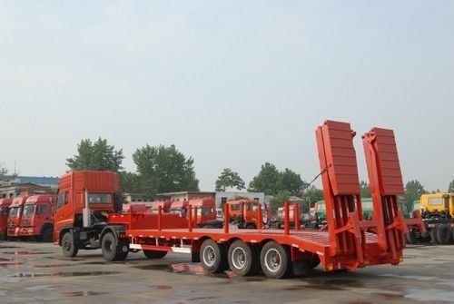 20 tot 100 ton maximale nuttige lading staal 3 assen laagbed halfrijtuig voor het vervoer van zwaar materieel
