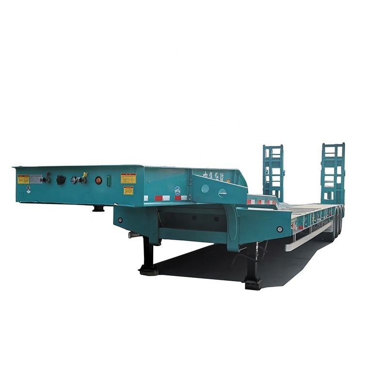 Truck Trailer CIMC HUAJUN Lowboy Lowbed Trailer voor onverharde wegen en ruw terrein